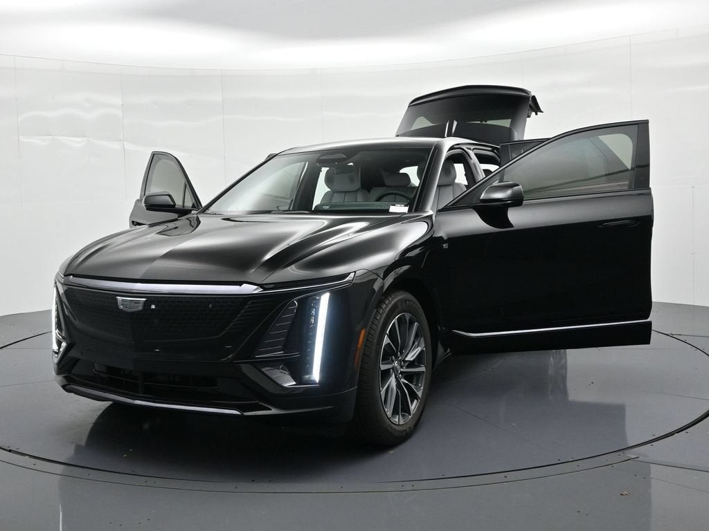 2027 Cadillac LYRIQ Premium Sport