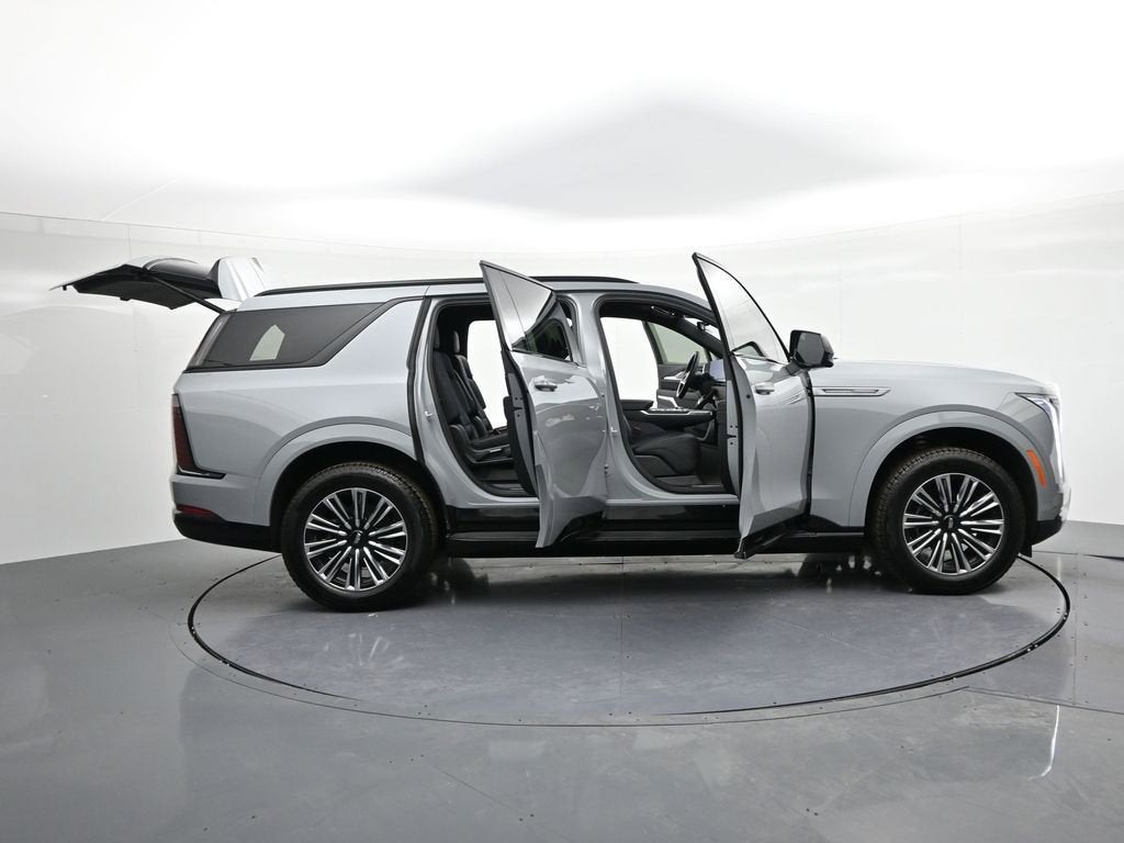 2026 Cadillac ESCALADE IQL Sport