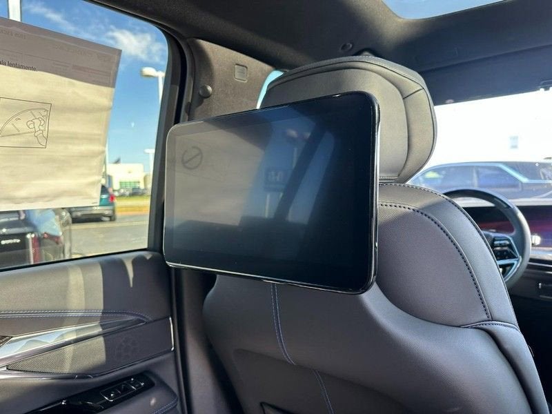 2026 Cadillac ESCALADE IQL Sport