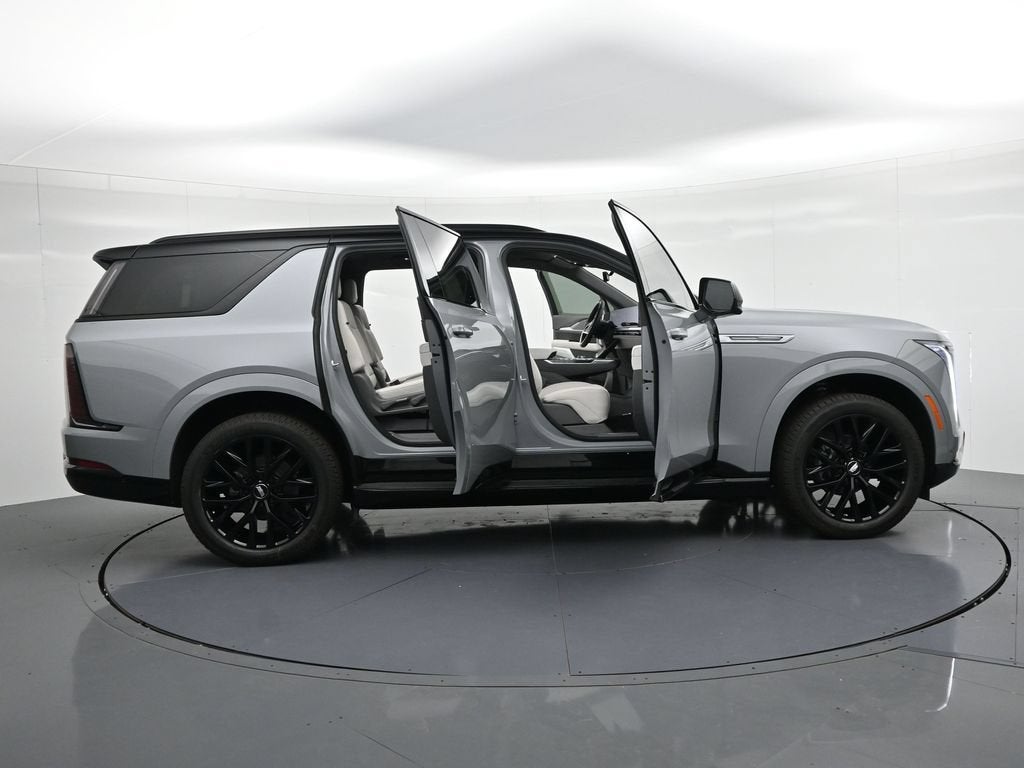 2026 Cadillac ESCALADE IQL Sport