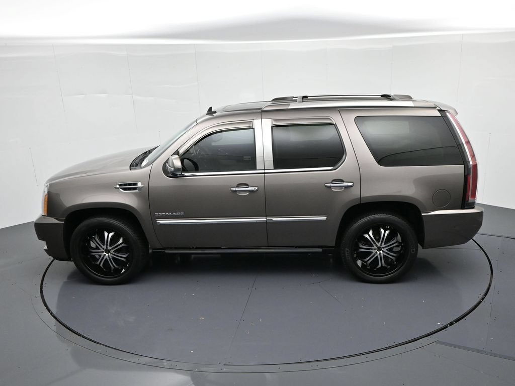 2013 Cadillac Escalade Platinum Edition