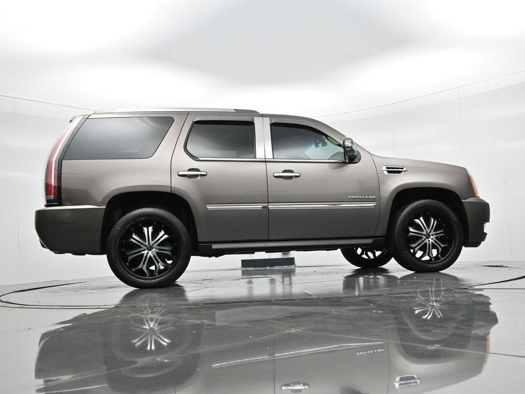 2013 Cadillac Escalade Platinum Edition