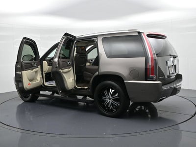 2013 Cadillac Escalade Platinum Edition
