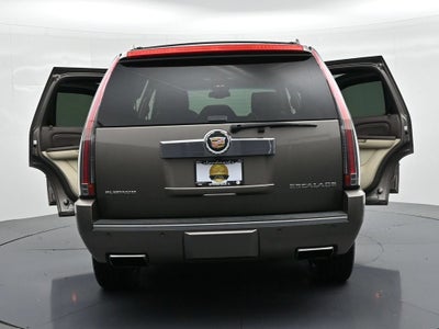 2013 Cadillac Escalade Platinum Edition