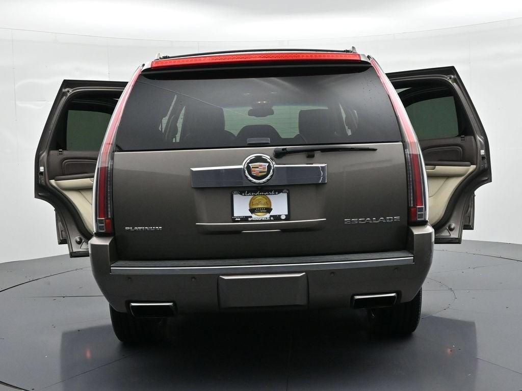 2013 Cadillac Escalade Platinum Edition