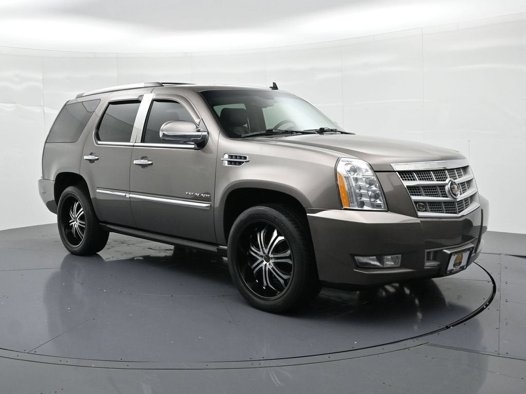 2013 Cadillac Escalade Platinum Edition