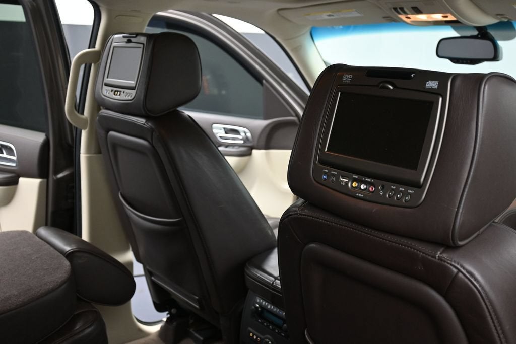 2013 Cadillac Escalade Platinum Edition