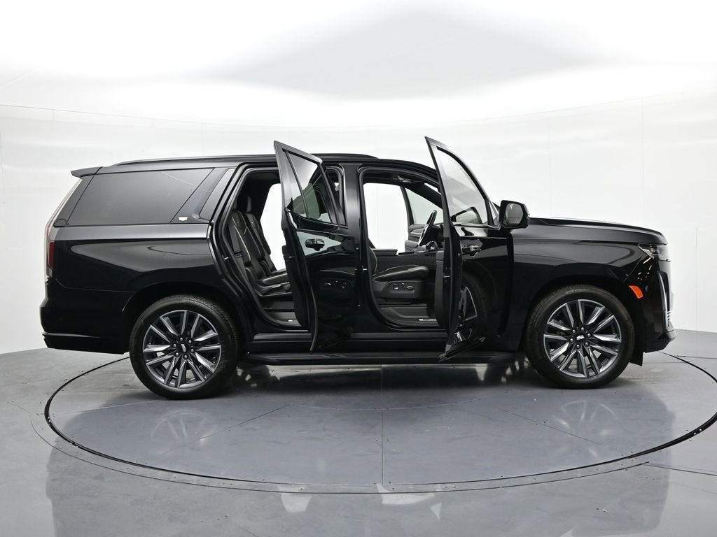 2023 Cadillac Escalade Sport