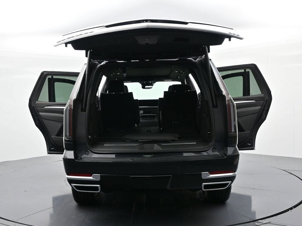 2026 Cadillac Escalade Luxury