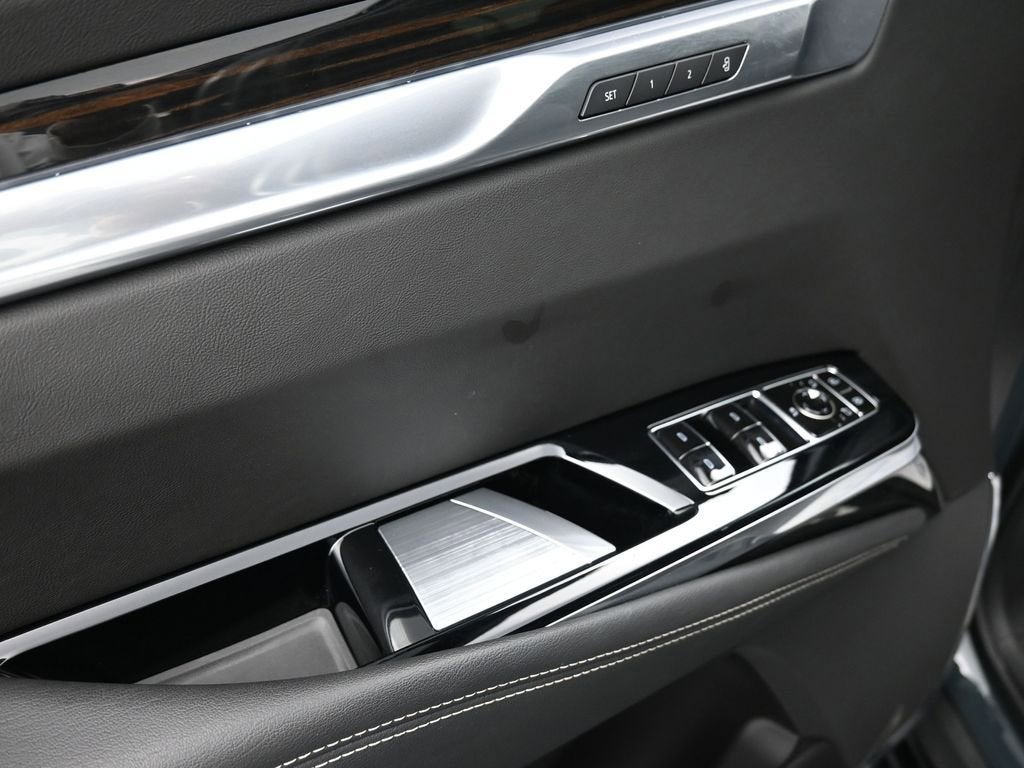 2025 Cadillac Escalade Premium Luxury