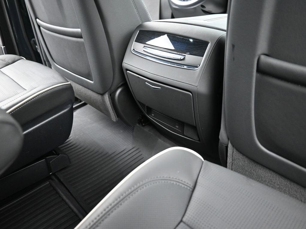 2025 Cadillac Escalade Premium Luxury