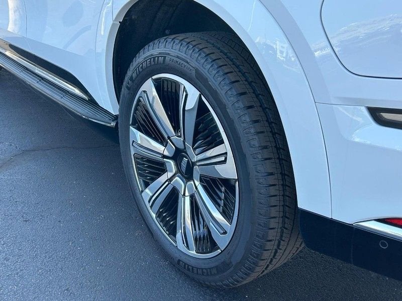 2025 Cadillac ESCALADE IQ Luxury 1