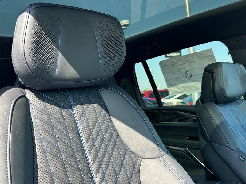 2025 Cadillac ESCALADE IQ Luxury 1