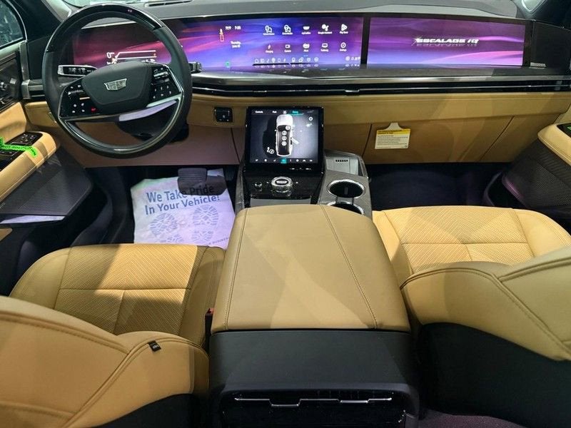 2025 Cadillac ESCALADE IQ Luxury 2