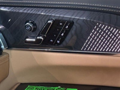 2025 Cadillac ESCALADE IQ Luxury 2