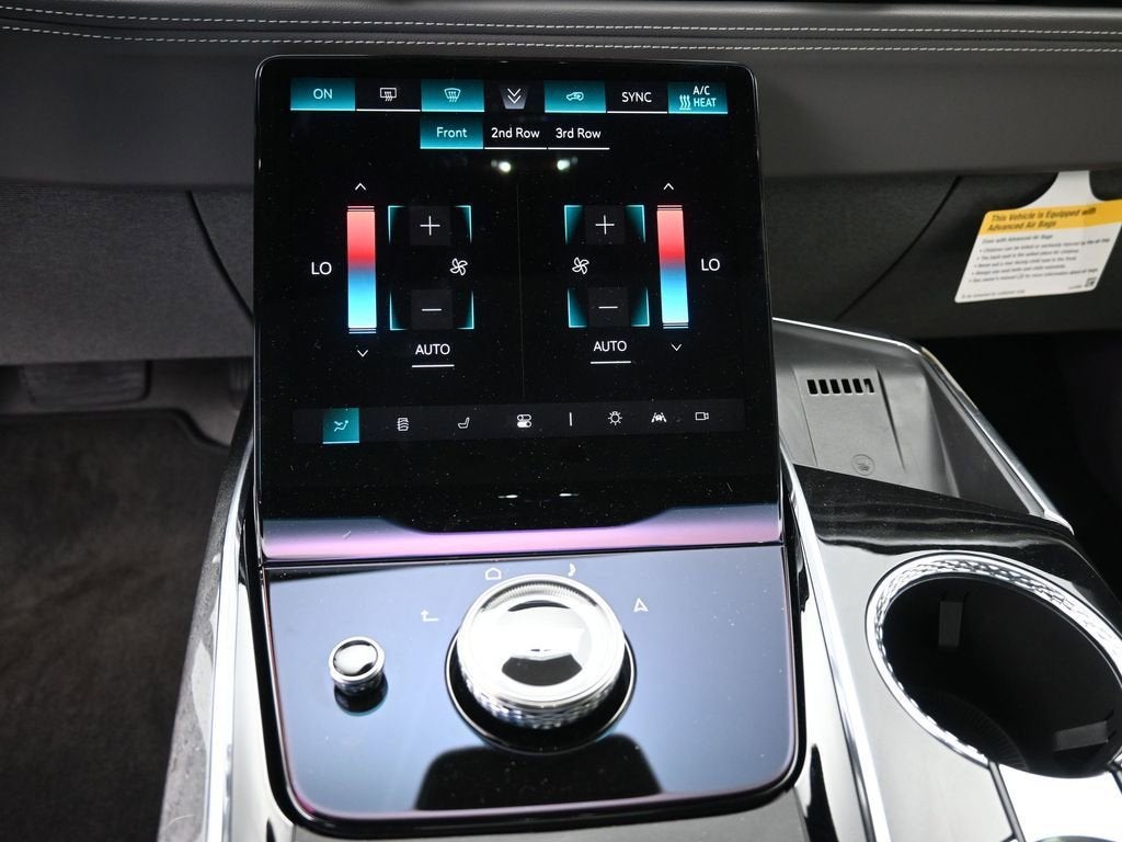 2025 Cadillac ESCALADE IQ Sport 1