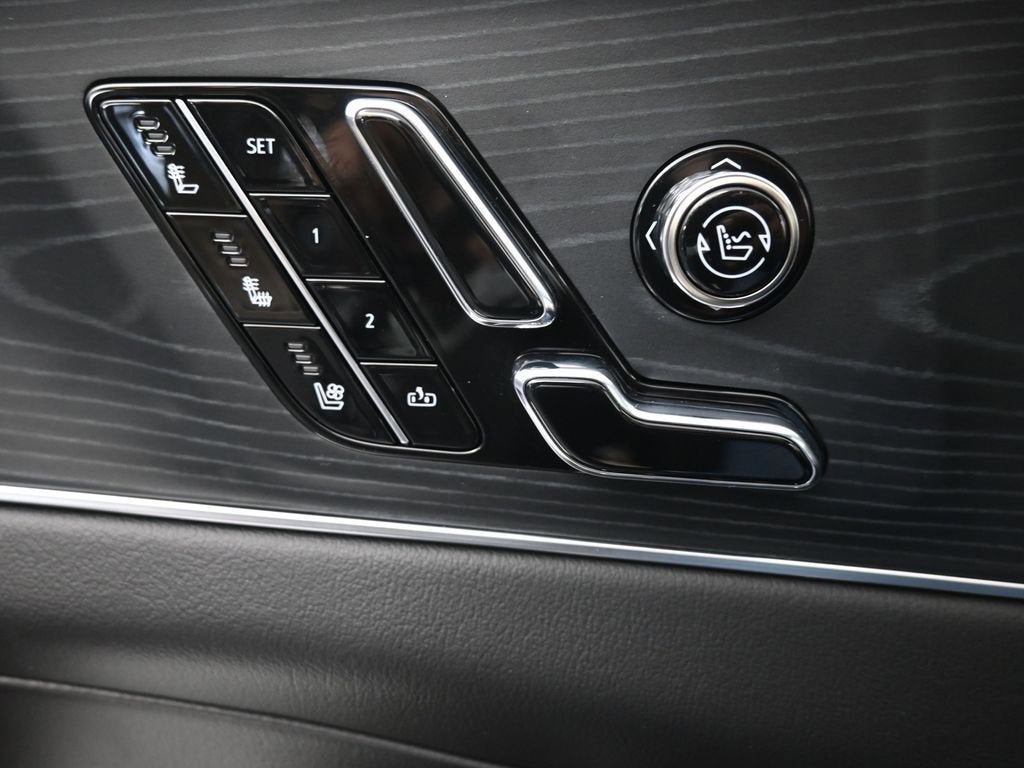 2026 Cadillac LYRIQ V-Series