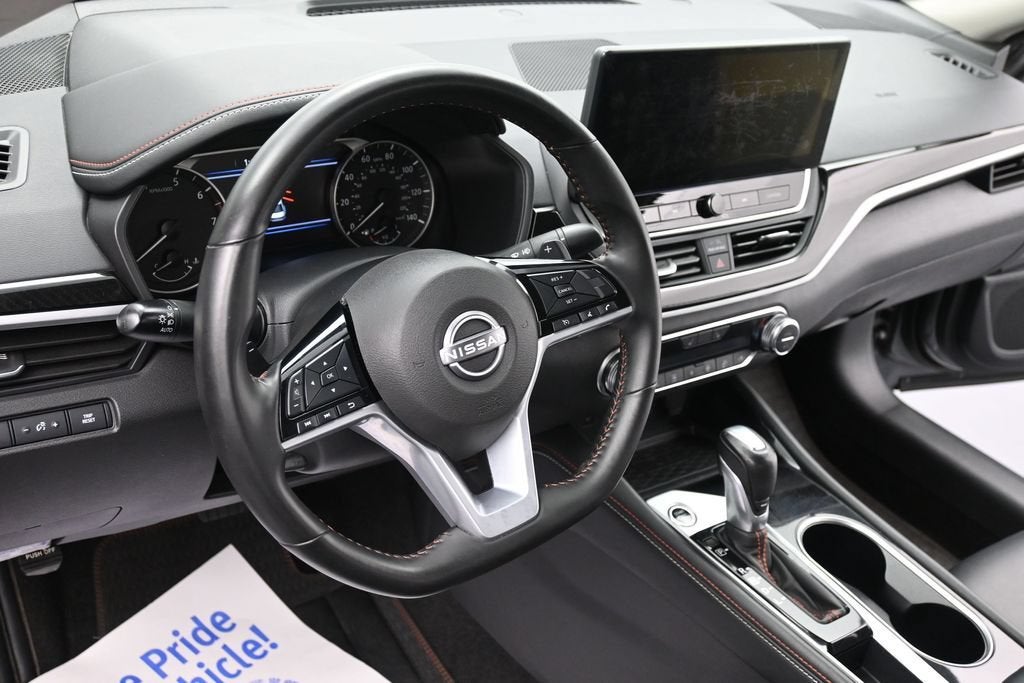 2025 Nissan Altima SR
