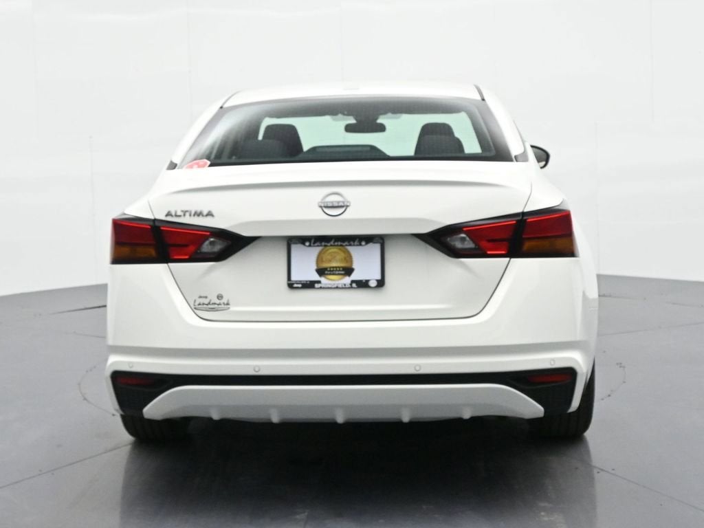 2025 Nissan Altima SV