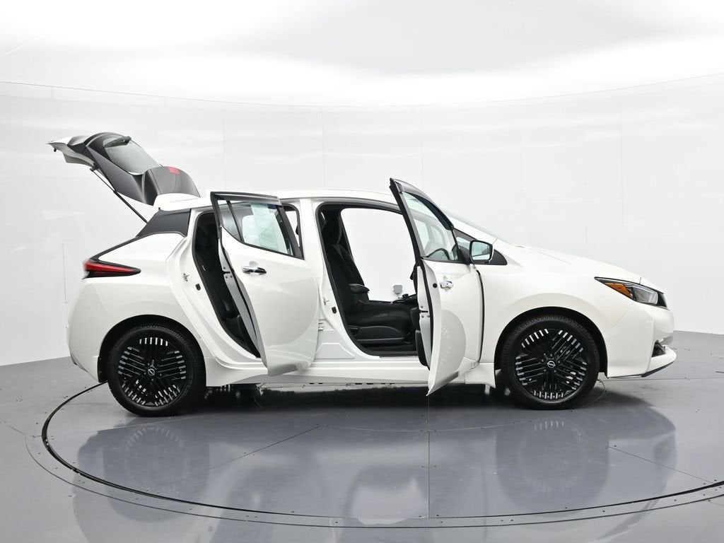 2023 Nissan LEAF SV PLUS