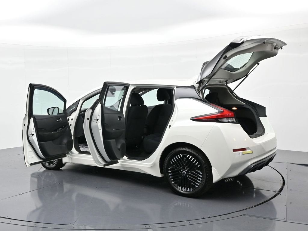 2023 Nissan LEAF SV PLUS