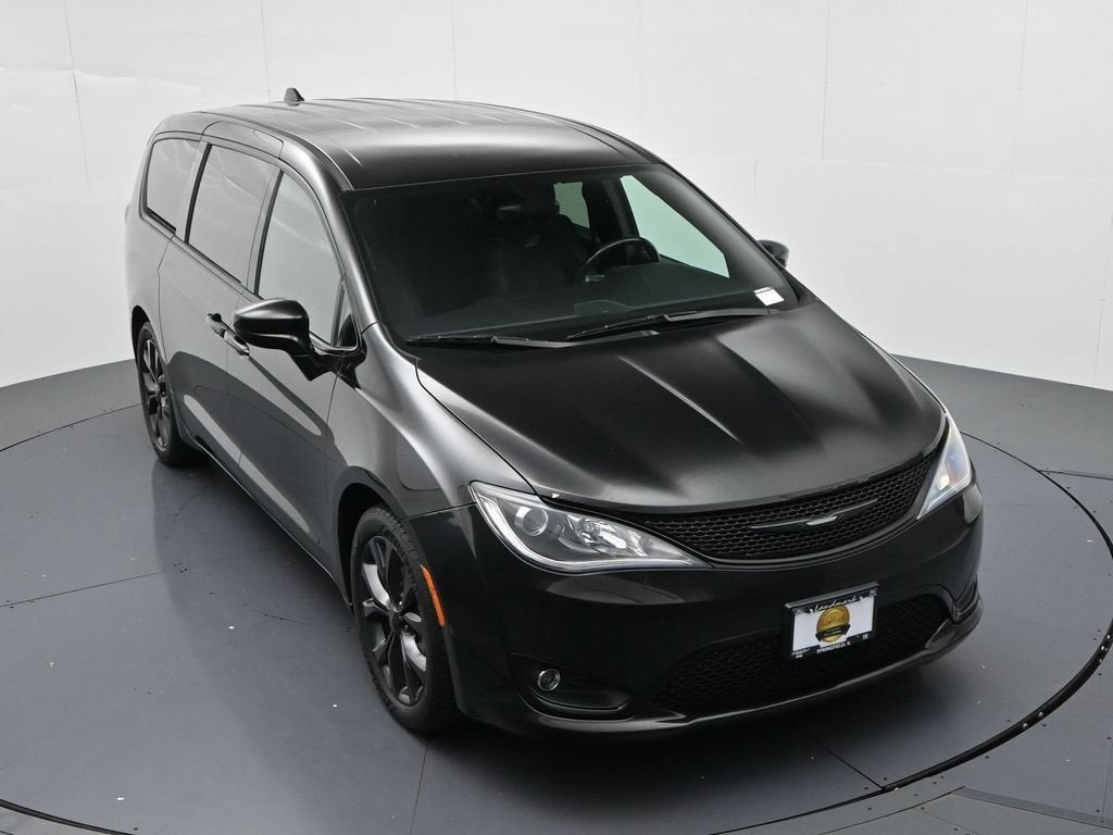 2018 Chrysler Pacifica Touring Plus