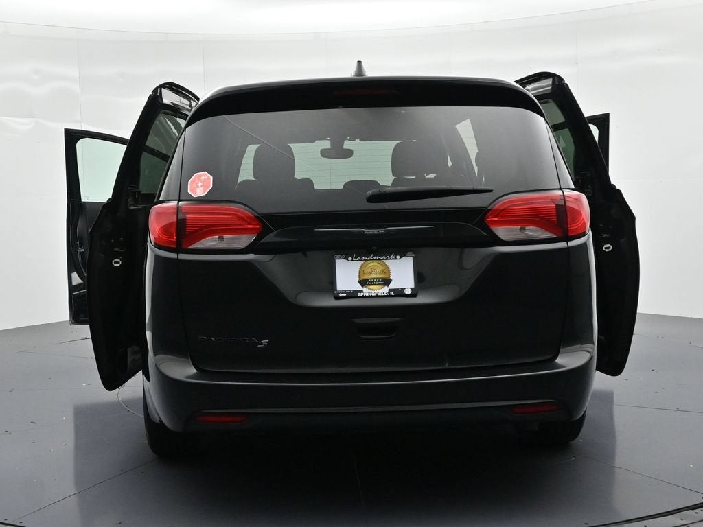 2018 Chrysler Pacifica Touring Plus