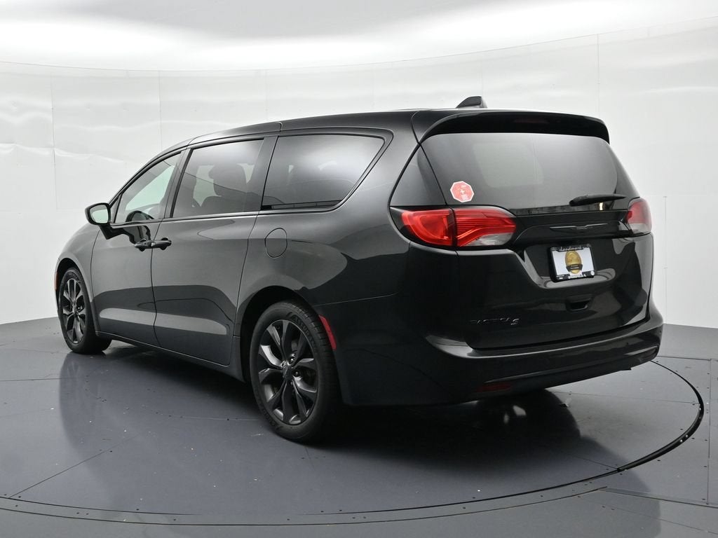 2018 Chrysler Pacifica Touring Plus