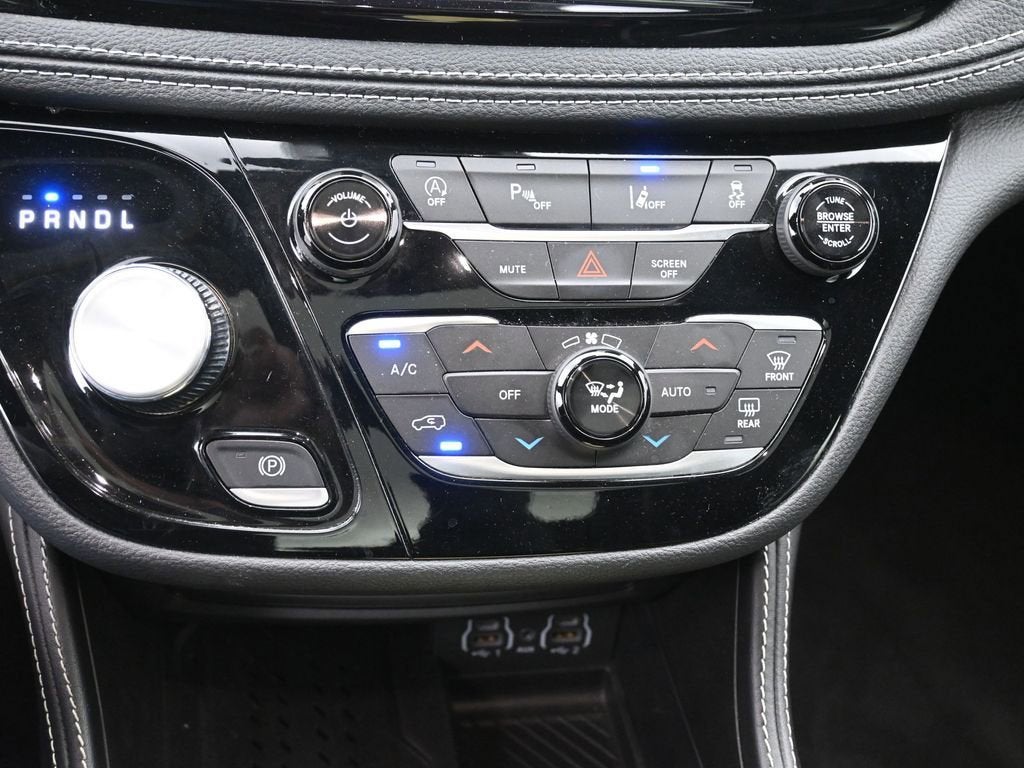 2025 Chrysler Pacifica Limited