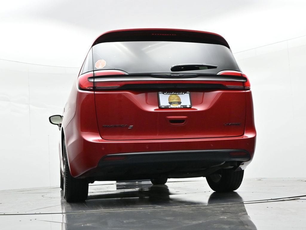 2025 Chrysler Pacifica Limited