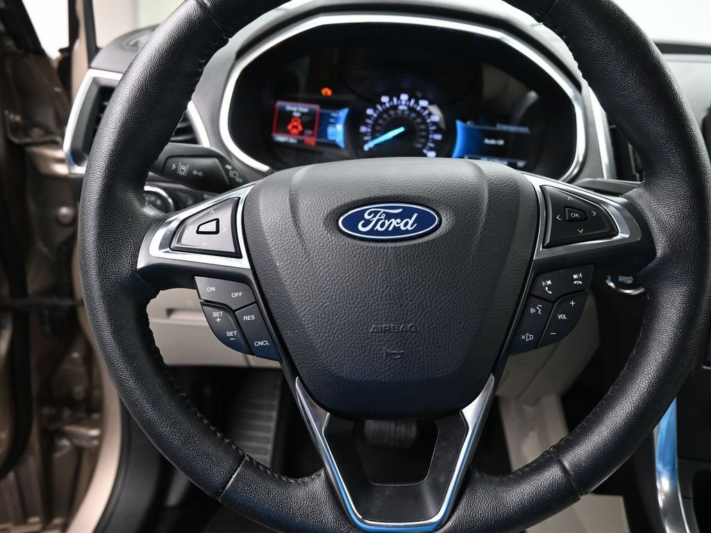 2021 Ford Edge Titanium