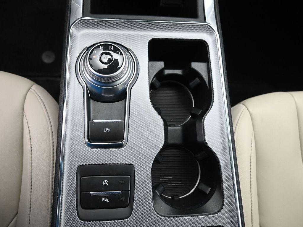 2021 Ford Edge Titanium