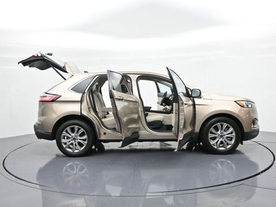2021 Ford Edge Titanium