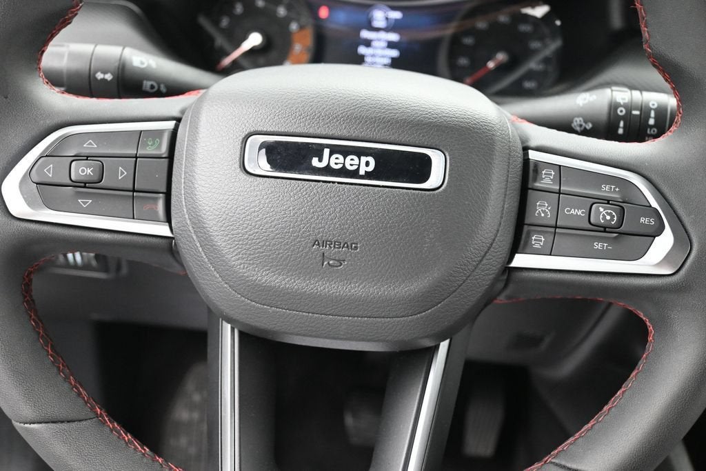 2025 Jeep Compass Trailhawk