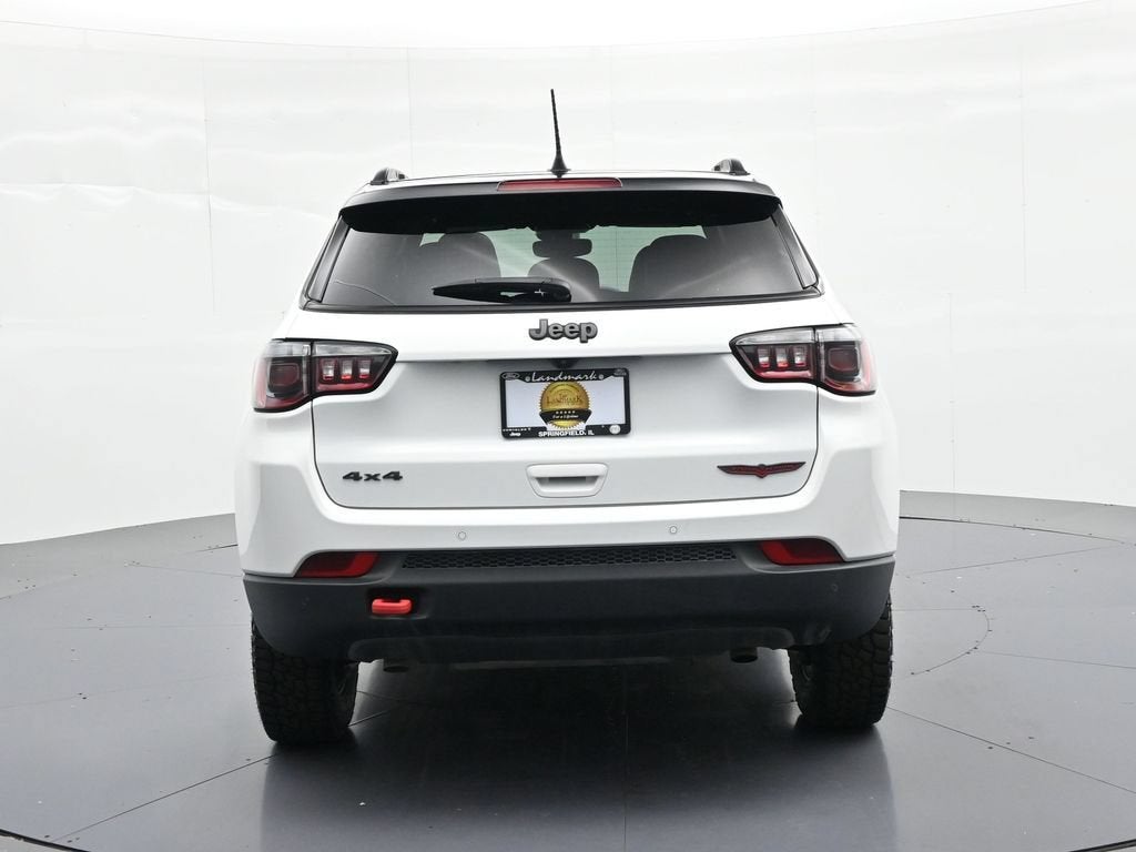 2025 Jeep Compass Trailhawk