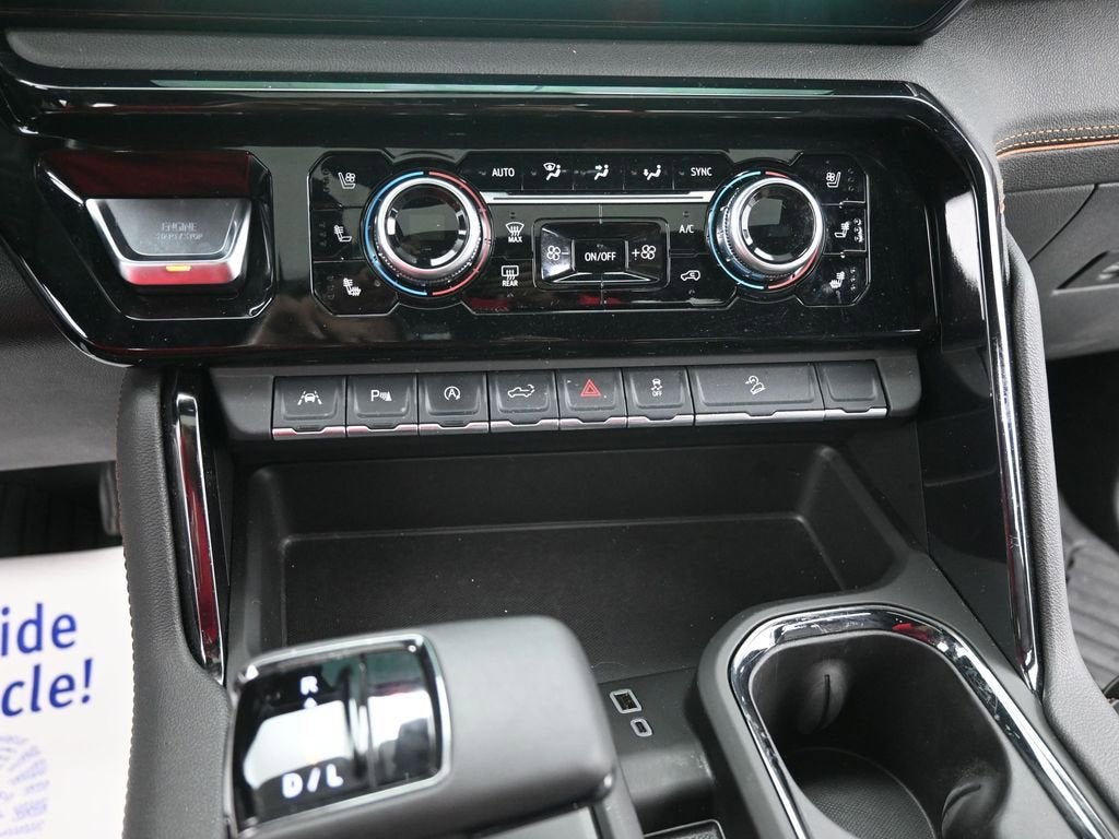 2025 GMC Sierra 1500 AT4