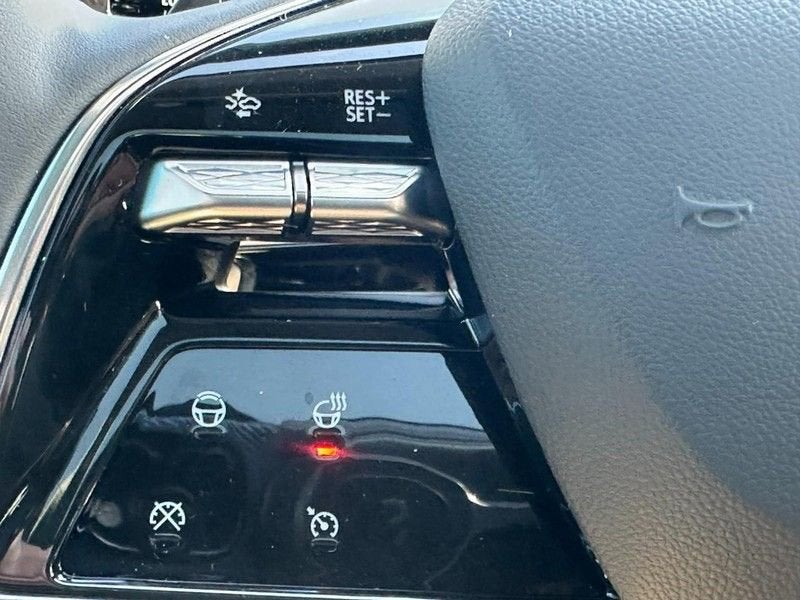 2025 Cadillac OPTIQ Luxury 1