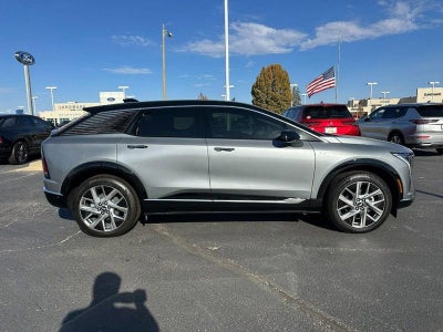 2025 Cadillac OPTIQ Luxury 1