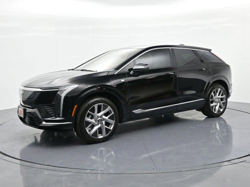 2025 Cadillac OPTIQ Luxury 1