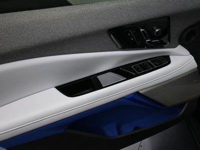 2025 Cadillac OPTIQ Luxury 1