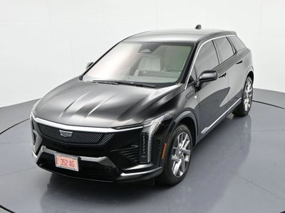 2025 Cadillac OPTIQ Luxury 1