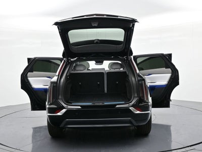 2025 Cadillac OPTIQ Luxury 1