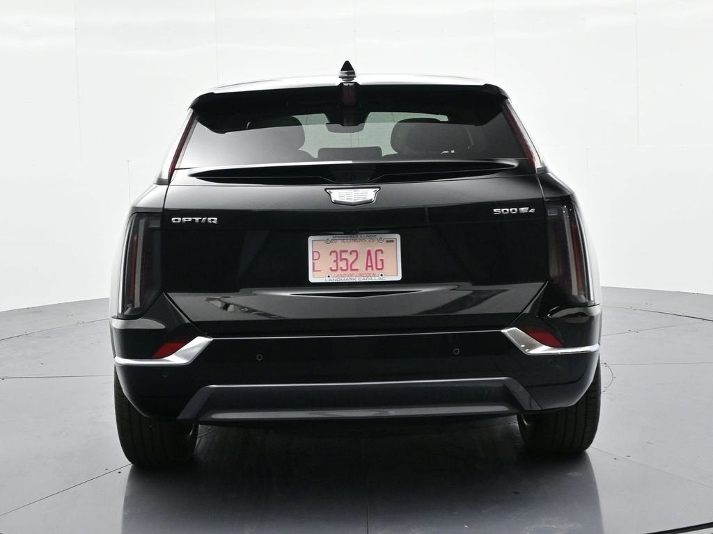 2025 Cadillac OPTIQ Luxury 1