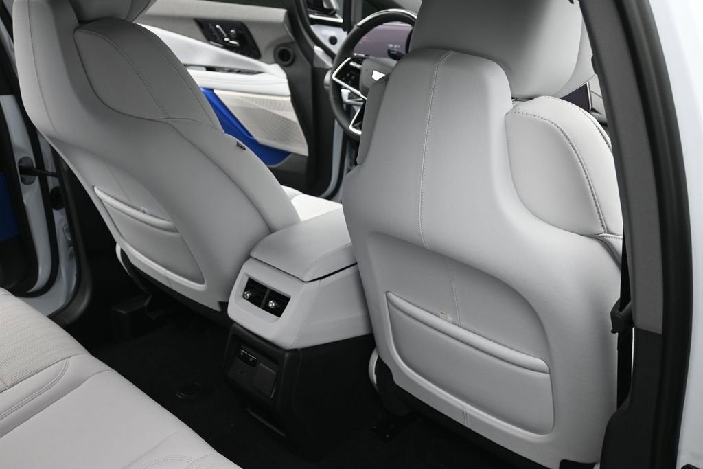 2026 Cadillac OPTIQ Premium Luxury