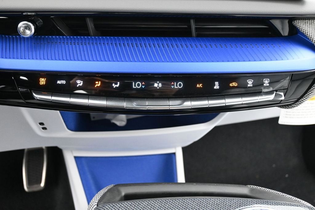 2026 Cadillac OPTIQ Premium Luxury