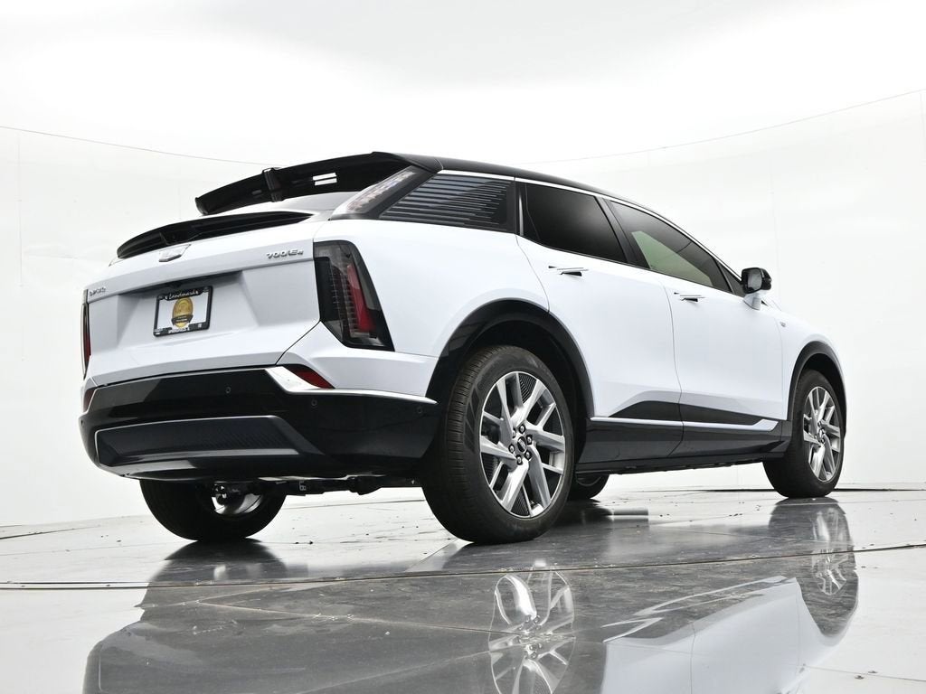 2026 Cadillac OPTIQ Premium Luxury