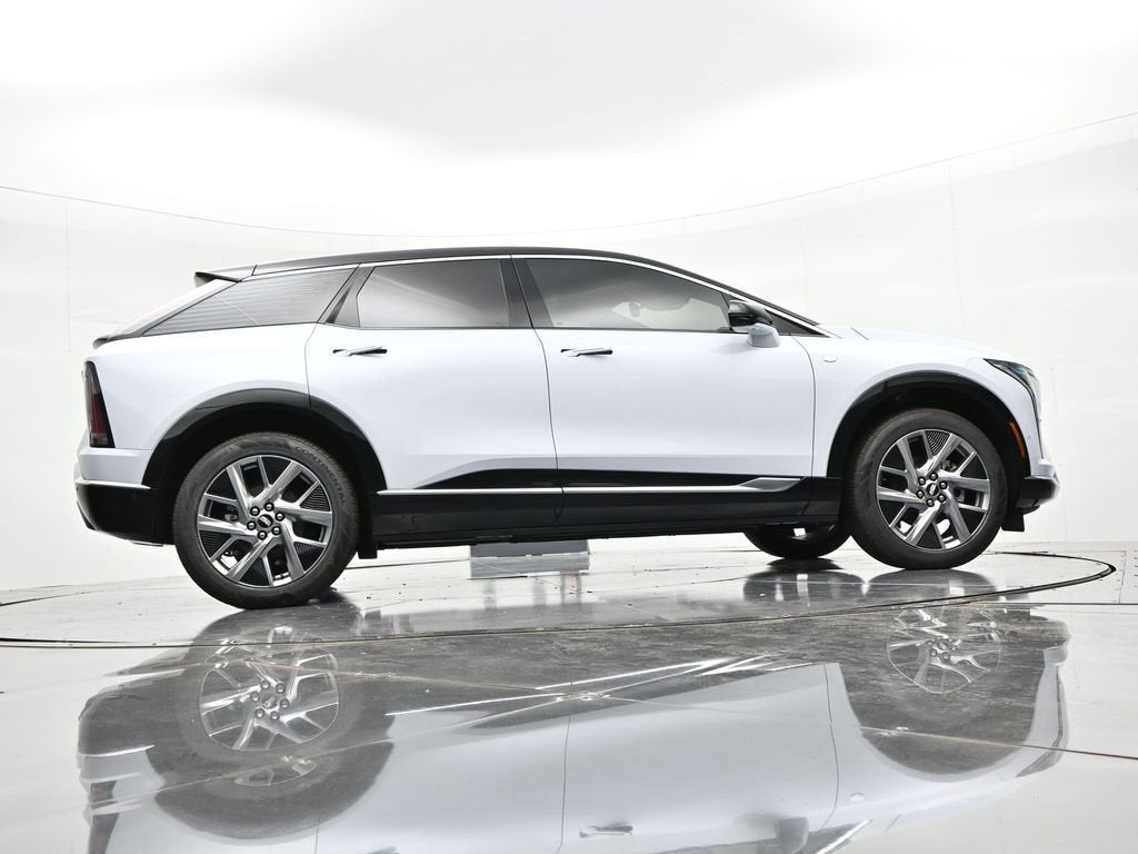2026 Cadillac OPTIQ Premium Luxury