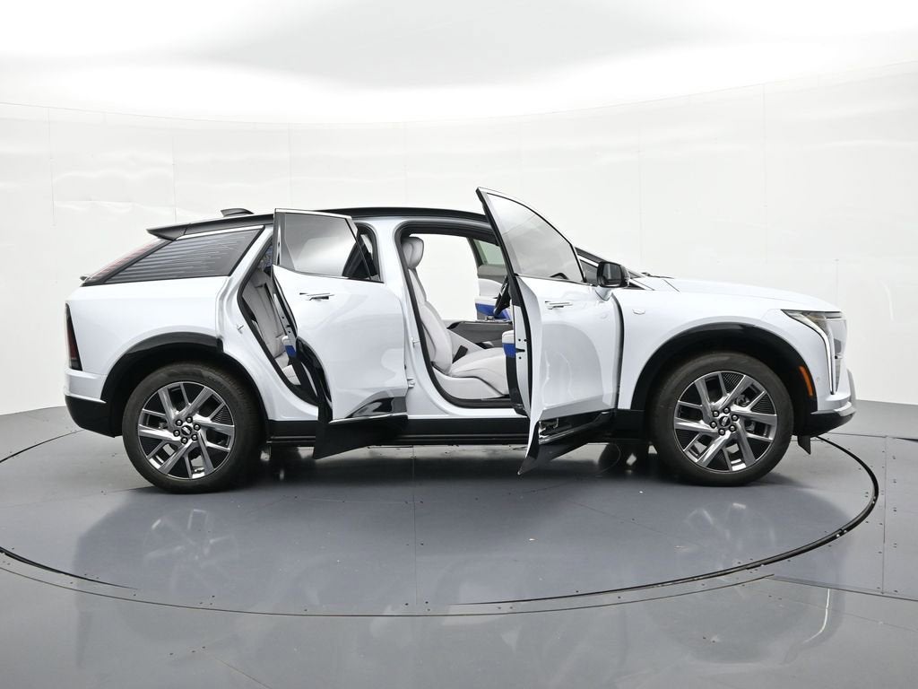 2026 Cadillac OPTIQ Premium Luxury