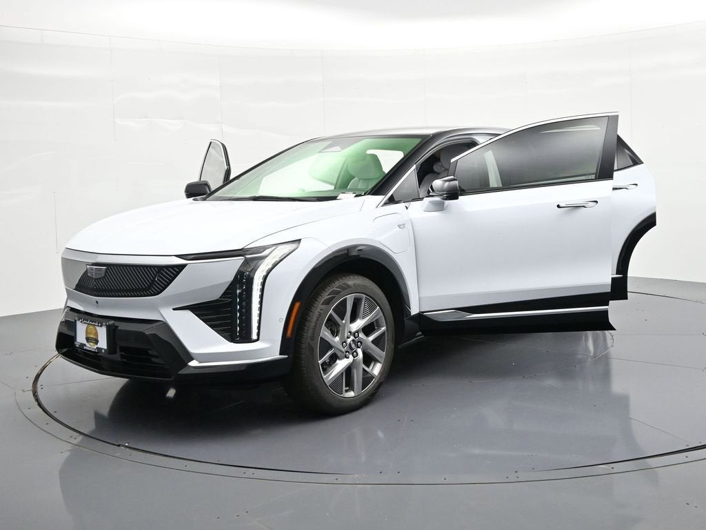 2026 Cadillac OPTIQ Premium Luxury