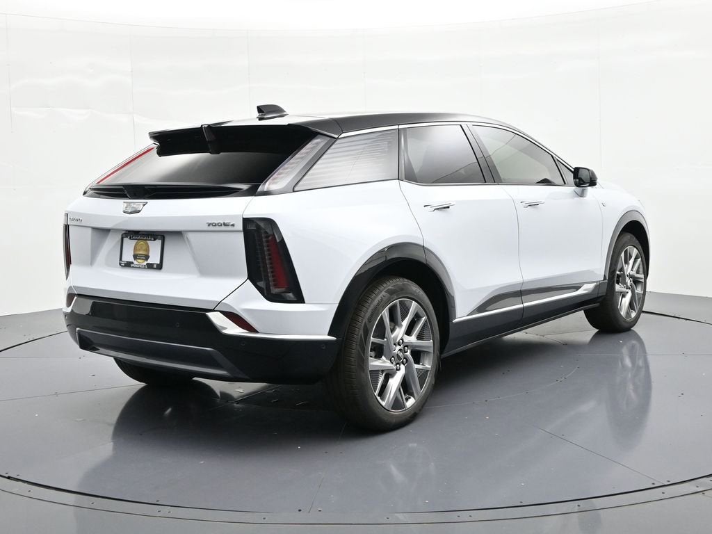 2026 Cadillac OPTIQ Premium Luxury